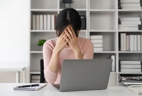 职场女性如何告别暗沉斑点？桦樟护肤让你自信闪耀！